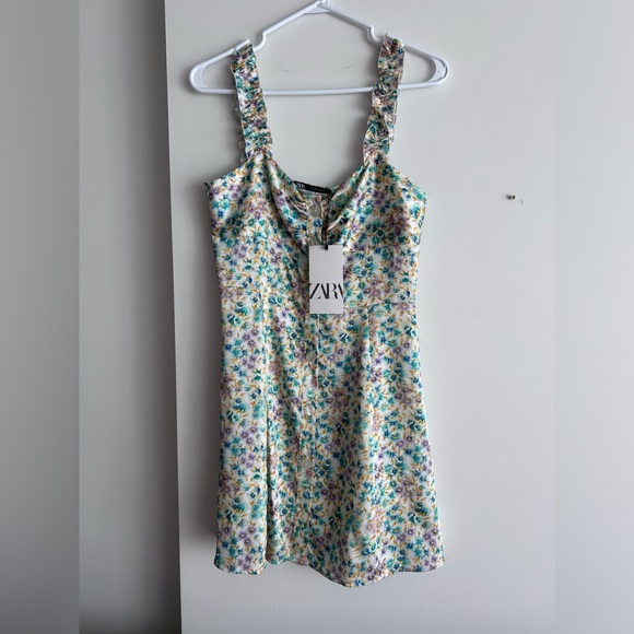 ZARA mini floral dress w/ ruffle straps - Picture 3 of 6